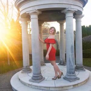 Meet your Posher, Elizabeth